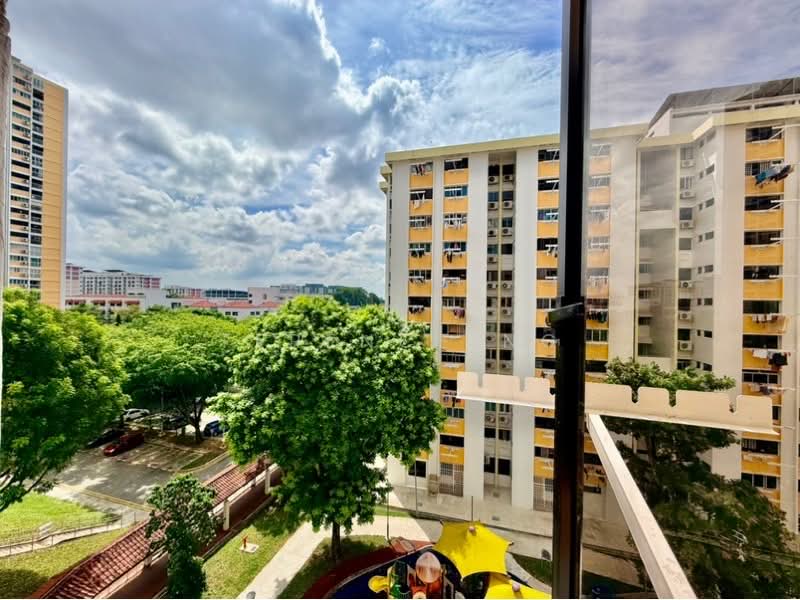 523 Ang Mo Kio Avenue 5, 523 Ang Mo Kio Avenue 5, 2 Bedrooms, 731 sqft, HDB Flat For Sale, by Terence Ng, 500178188 - PropertyGuru.com.sg