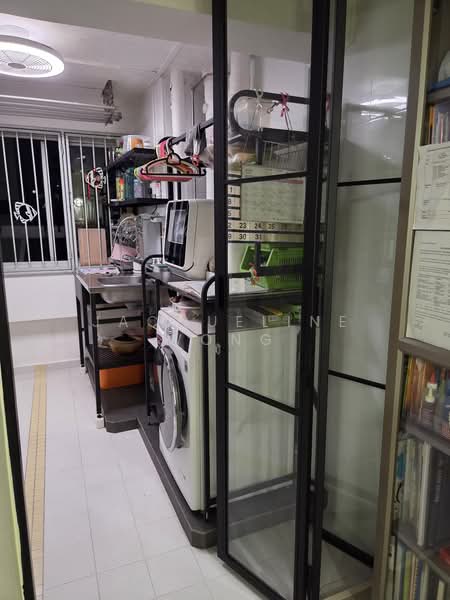 3 Saint George's Road, 3 Saint George's Road, 2 Bedrooms, 635 sqft, HDB Flat For Sale, by Jacqueline Wong, 500178193 - Kitchen - PropertyGuru.com.sg