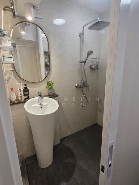 3 Saint George's Road, 3 Saint George's Road, 2 Bedrooms, 635 sqft, HDB Flat For Sale, by Jacqueline Wong, 500178193 - Bathroom - PropertyGuru.com.sg
