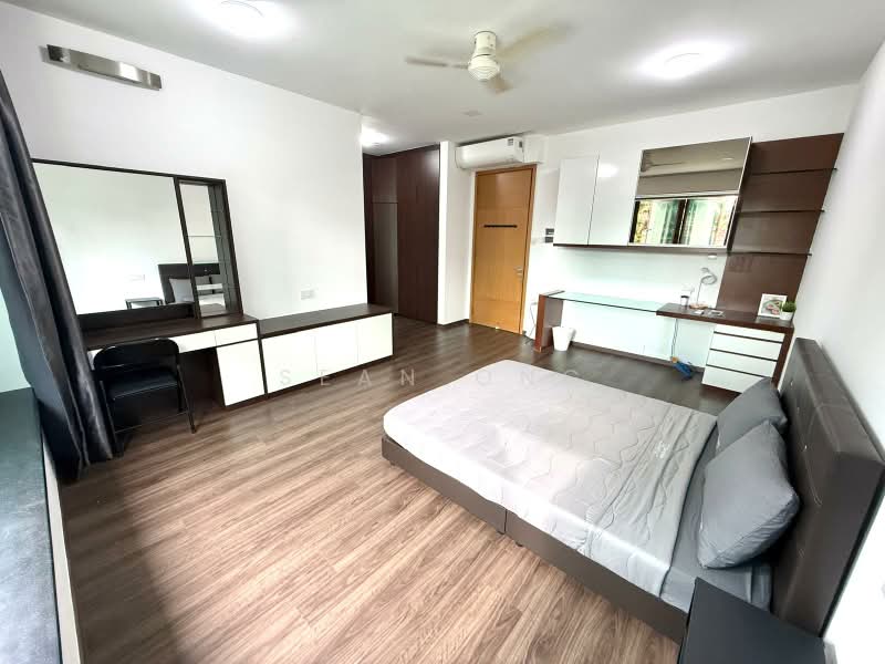 14 Jalan Pasir Ria, 14 Jalan Pasir Ria, Room Rental, 200 sqft, Terraced House For Rent, by Sean Ong, 500178194 - Bedroom - PropertyGuru.com.sg