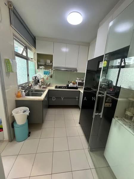 273C Compassvale Link, 273C Compassvale Link, 3 Bedrooms, 968 sqft, HDB Flat For Sale, by Andy Tan, 500178202 - Kitchen - PropertyGuru.com.sg