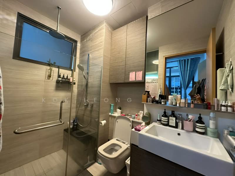 The Creek @ Bukit, 17 Toh Tuck Road, 2 Bedrooms, 753 sqft, Condominium For Sale, by Kok Leong Pang, 500178203 - Bathroom - PropertyGuru.com.sg