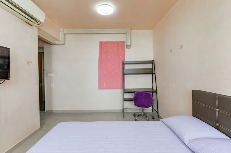 996A Buangkok Crescent, 996A Buangkok Crescent, 3 Bedrooms, 1,001 sqft, HDB Flat For Sale, by Khai Yuen Hong, 500178205 - Bedroom - PropertyGuru.com.sg