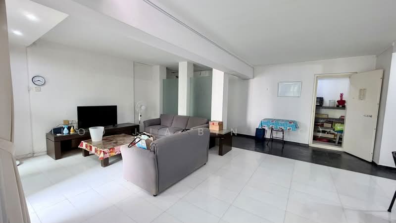 122C Sengkang East Way, 122C Sengkang East Way, 3 Bedrooms, 1,388 sqft, HDB Flat For Rent, by Loo Jia Bin (Jo), 500178214 - Living Room - PropertyGuru.com.sg