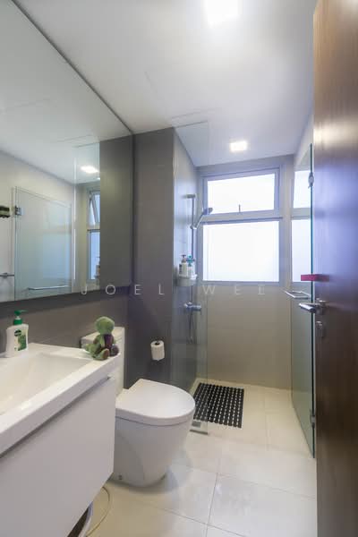 Ecopolitan, Punggol Walk, 4 Bedrooms, 1,141 sqft, Executive Condominium For Sale, by Joel Wee, 500178220 - Bathroom - PropertyGuru.com.sg