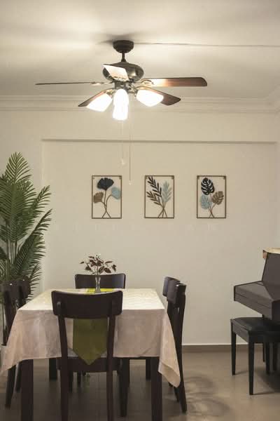 221 Hougang Street 21, 221 Hougang Street 21, 4 Bedrooms, 1,593 sqft, HDB Flat For Sale, by Kelly Tan, 500178225 - Dining Room - PropertyGuru.com.sg