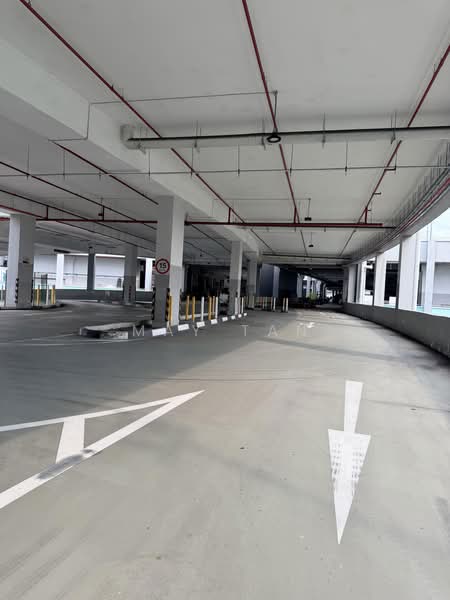 Woodlands Link, Woodlands Link, 7,534 sqft, Factory / Workshop (B2) For Sale, by May Tan, 500178227 - Car Park - CommercialGuru.com.sg