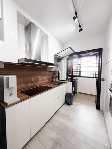 471B Fernvale Street, 471B Fernvale Street, 3 Bedrooms, 1,216 sqft, HDB Flat For Sale, by Brandon Choi Yong Suk, 500178228 - Kitchen - PropertyGuru.com.sg
