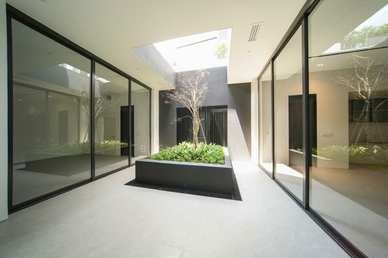 Holland Grove Park Mount Sinai / Grove Drive / Holland Park, , 7 Bedrooms, 10,000 sqft, Bungalow House For Sale, by Ben Wu, 500178229 - Interior - PropertyGuru.com.sg