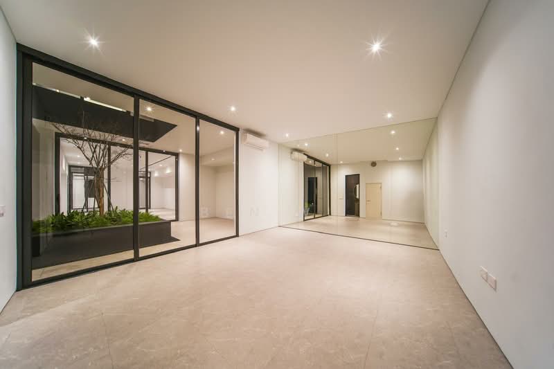 Holland Grove Park Mount Sinai / Grove Drive / Holland Park, , 7 Bedrooms, 10,000 sqft, Bungalow House For Sale, by Ben Wu, 500178229 - Interior - PropertyGuru.com.sg