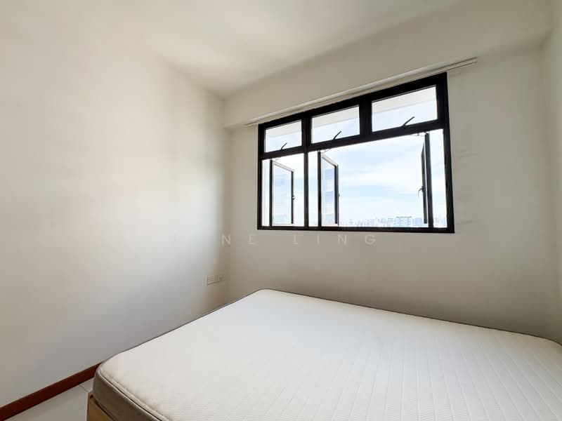 263 Toa Payoh Apex, 263 Toa Payoh East, 2 Bedrooms, 732 sqft, HDB Flat For Rent, by June Ling, 500178231 - Bedroom - PropertyGuru.com.sg