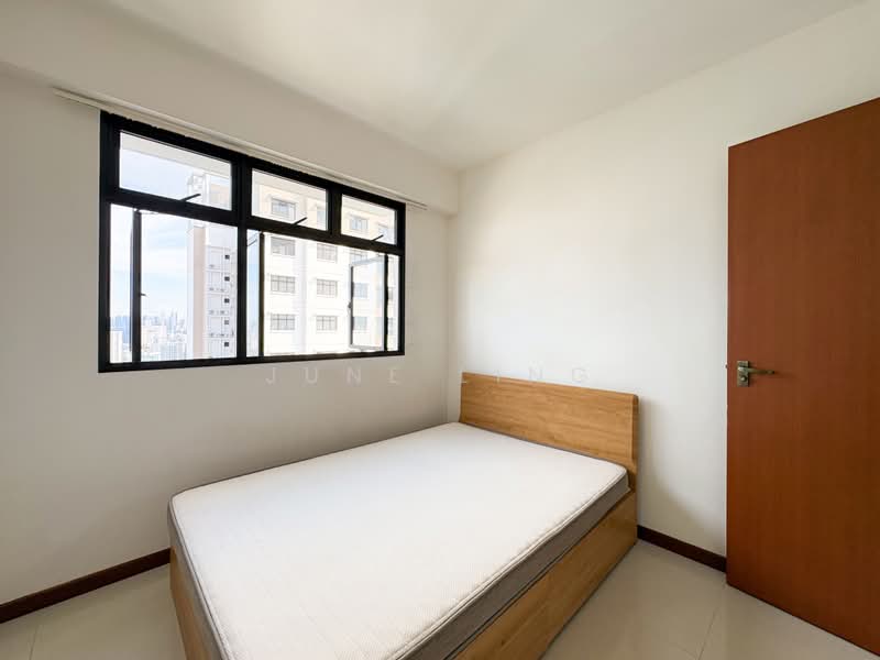 263 Toa Payoh Apex, 263 Toa Payoh East, 2 Bedrooms, 732 sqft, HDB Flat For Rent, by June Ling, 500178231 - Bedroom - PropertyGuru.com.sg