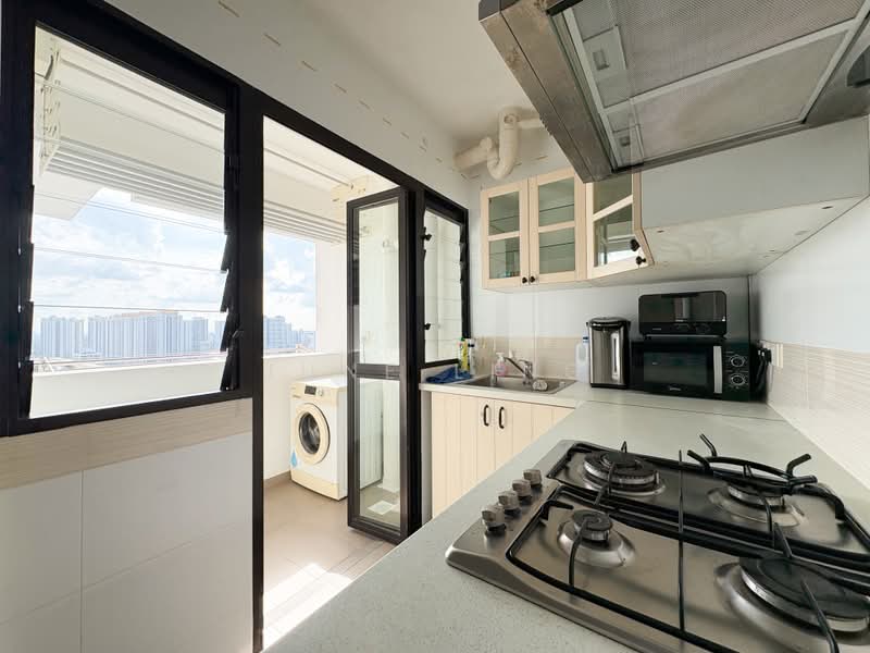 263 Toa Payoh Apex, 263 Toa Payoh East, 2 Bedrooms, 732 sqft, HDB Flat For Rent, by June Ling, 500178231 - Kitchen - PropertyGuru.com.sg