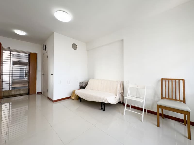 263 Toa Payoh Apex, 263 Toa Payoh East, 2 Bedrooms, 732 sqft, HDB Flat For Rent, by June Ling, 500178231 - Living Room - PropertyGuru.com.sg