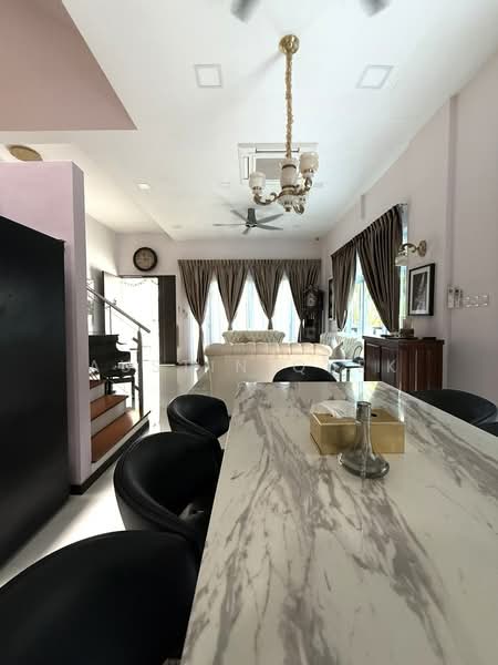 ⭐️ C.H.E.A.P. D20 Corner Terrace ⭐️, Casuarina, Seraya Crescent, Nemesu Avenue, 4 Bedrooms, 3,100 sqft, Corner Terrace For Sale, by Austin Quek, 500178241 - Living Room - PropertyGuru.com.sg