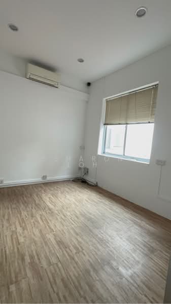 Little India Shop Houses, 2 Veerasamy Road, 2,300 sqft, Shop / Shophouse For Rent, by Ssharon Loh, 500178248 - CommercialGuru.com.sg