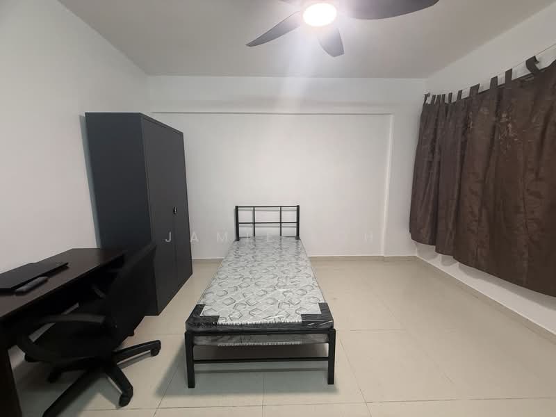 177 Bukit Batok West Avenue 8, 177 Bukit Batok West Avenue 8, Room Rental, 200 sqft, HDB Flat For Rent, by Jamie Koh, 500178251 - Bedroom - PropertyGuru.com.sg