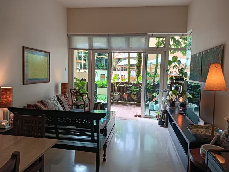 Forest Hills Condo, 31 Transit Road, 3 Bedrooms, 1,367 sqft, Condominium For Sale, by Barry Cheong, 500178256 - Living Room - PropertyGuru.com.sg