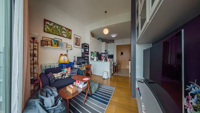 Kingsford Hillview Peak, 105 Hillview Rise, 1 Bedroom, 549 sqft, Condominium For Sale, by Truddy Tan, 500178271 - Living Room - PropertyGuru.com.sg
