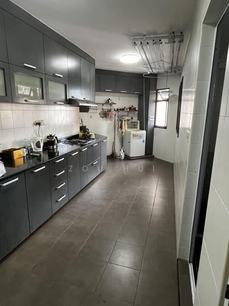 76A Redhill Road, 76A Redhill Road, 3 Bedrooms, 1,250 sqft, HDB Flat For Rent, by Zou Hui, 500178272 - Kitchen - PropertyGuru.com.sg