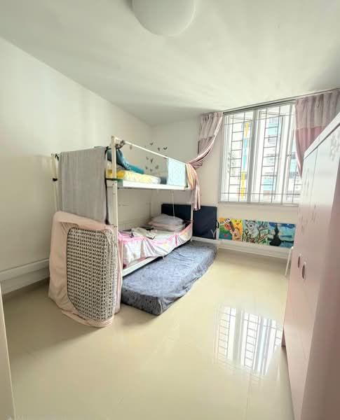 233 Serangoon Avenue 3, 233 Serangoon Avenue 3, 3 Bedrooms, 904 sqft, HDB Flat For Sale, by Melina Yap, 500178277 - Bedroom - PropertyGuru.com.sg
