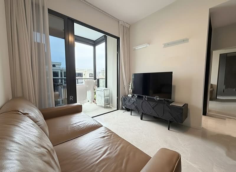 Juniper Hill, 39 Ewe Boon Road, 2 Bedrooms, 624 sqft, Condominium For Sale, by Rica Yang, 500178285 - Living Room - PropertyGuru.com.sg