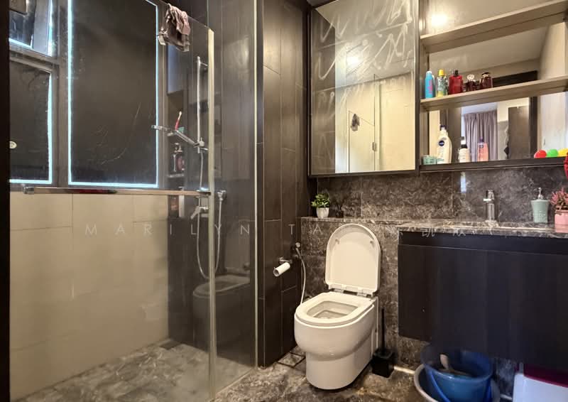 The Inflora, 57 Flora Drive, 2 Bedrooms, 743 sqft, Condominium For Sale, by Marilyn Tan 陈凯欣, 500178294 - Bathroom - PropertyGuru.com.sg