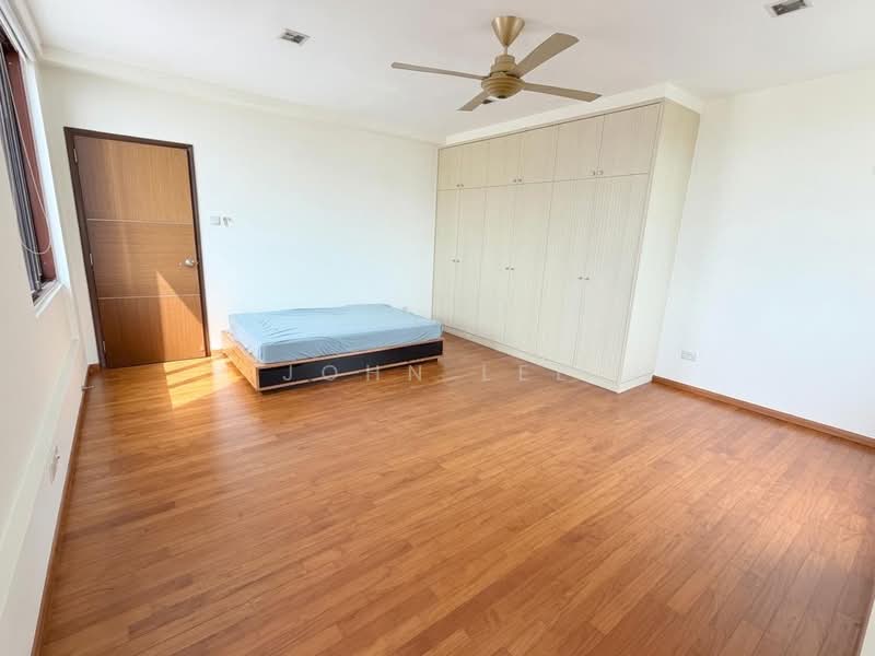 Phillips Avenue, Phillips Avenue, 6 Bedrooms, 4,329 sqft, Semi-Detached House For Sale, by John Lee, 500178307 - Bedroom - PropertyGuru.com.sg