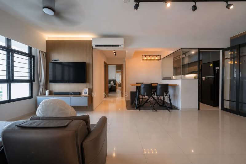 415A Northshore Drive, 415A Northshore Drive, 3 Bedrooms, 1,023 sqft, HDB Flat For Sale, by Dennis Lim, 500178323 - Living Room - PropertyGuru.com.sg