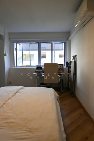 629 Pasir Ris Drive 3, 629 Pasir Ris Drive 3, 2 Bedrooms, 1,313 sqft, HDB Flat For Sale, by Roselynn Ahmad, 500178328 - Master Bedroom - PropertyGuru.com.sg