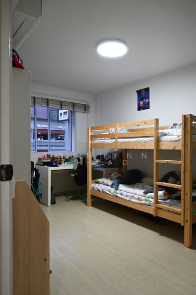 629 Pasir Ris Drive 3, 629 Pasir Ris Drive 3, 2 Bedrooms, 1,313 sqft, HDB Flat For Sale, by Roselynn Ahmad, 500178328 - Bedroom - PropertyGuru.com.sg