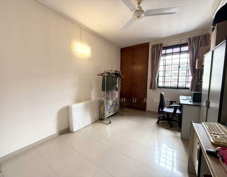 308 Tampines Street 32, 308 Tampines Street 32, 4 Bedrooms, 1,539 sqft, HDB Flat For Sale, by Coleen Huang, 500178331 - Bedroom - PropertyGuru.com.sg