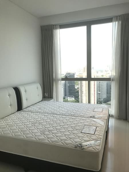Scotts Square, 6 Scotts Road, 2 Bedrooms, 947 sqft, Condominium For Sale, by Linda Tan, 500178335 - Bedroom - PropertyGuru.com.sg