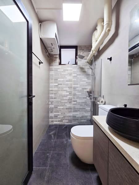 534 Jelapang Road, 534 Jelapang Road, 3 Bedrooms, 1,292 sqft, HDB Flat For Sale, by Axel Hue, 500178359 - Bathroom - PropertyGuru.com.sg