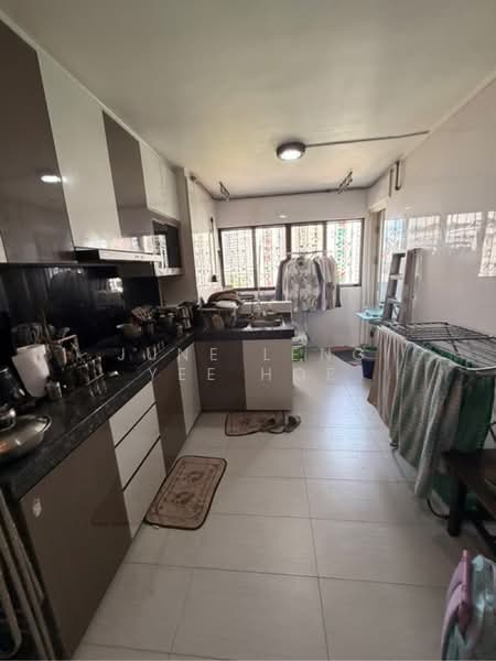 49 Dorset Road, 49 Dorset Road, 2 Bedrooms, 731 sqft, HDB Flat For Sale, by June Leng Yee Hoe, 500178361 - PropertyGuru.com.sg