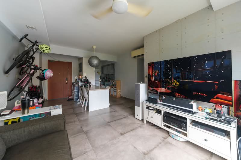 93B Telok Blangah Street 31, 93B Telok Blangah Street 31, 3 Bedrooms, 1,001 sqft, HDB Flat For Sale, by Gates Lee, 500178368 - Living Room - PropertyGuru.com.sg