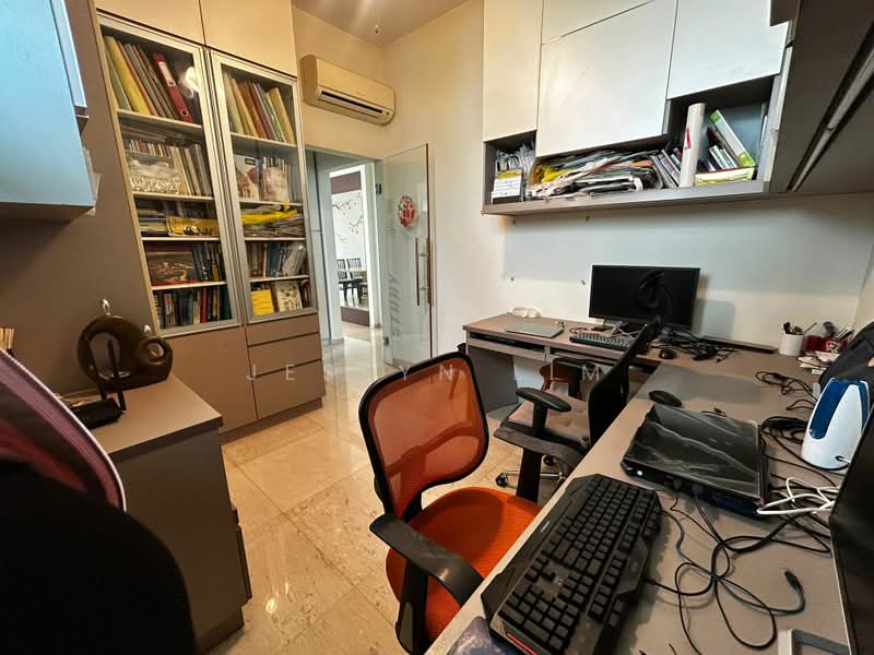 Philips avenue, Philips Avenue, 6 Bedrooms, 4,329 sqft, Semi-Detached House For Sale, by Jeslyn Lim, 500178374 - Study - PropertyGuru.com.sg