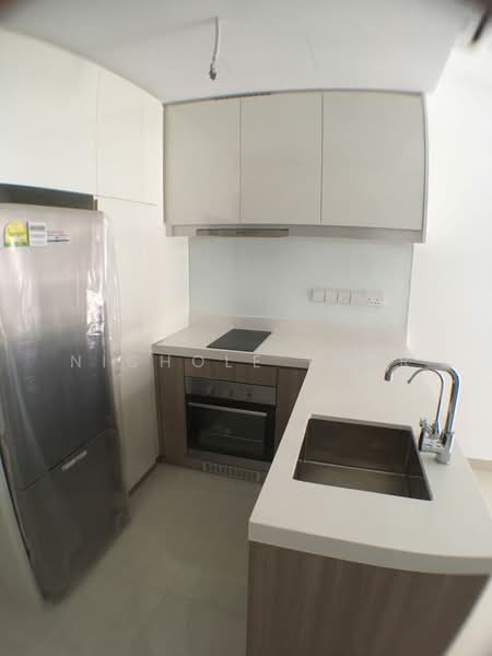 Jewel @ Buangkok, Buangkok Drive, 2 Bedrooms, 732 sqft, Condominium For Sale, by Nichole Thor, 500178386 - Kitchen area before move in - PropertyGuru.com.sg