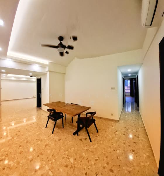 UE Square, 205 River Valley Road, 4 Bedrooms, 1,927 sqft, Apartment For Rent, by Tara Ting 陈莲香, 500178409 - Living Room - PropertyGuru.com.sg