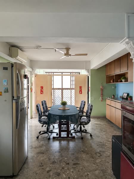 87 Zion Road, 87 Zion Road, 3 Bedrooms, 1,259 sqft, HDB Flat For Sale, by Clarisse Gan, 500178411 - Dining Room - PropertyGuru.com.sg