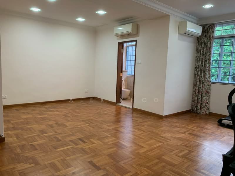 Freehold Landed @ Clementi Gardens, clementi crescent, 4 Bedrooms, 2,863 sqft, Terraced House For Sale, by Alex Khoo, 500178413 - Master Room - PropertyGuru.com.sg