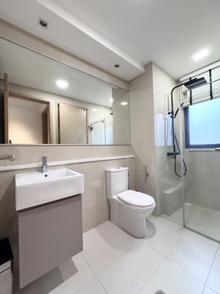 Twin Waterfalls, 108 Punggol Walk, 2 Bedrooms, 720 sqft, Executive Condominium For Rent, by Hsu Chia Yee (Michelle), 500178417 - Bathroom - PropertyGuru.com.sg
