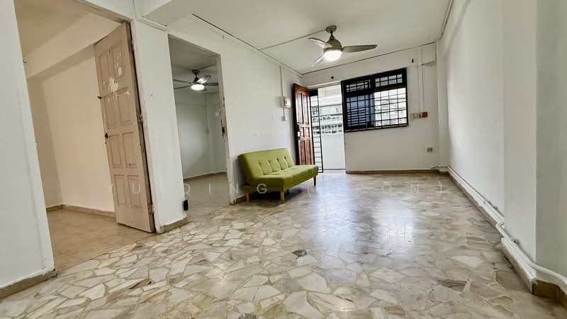 119 Bukit Merah View, 119 Bukit Merah View, 3 Bedrooms, 700 sqft, HDB Flat For Sale, by Yu Qing (Bron), 500178428 - Living Room - PropertyGuru.com.sg