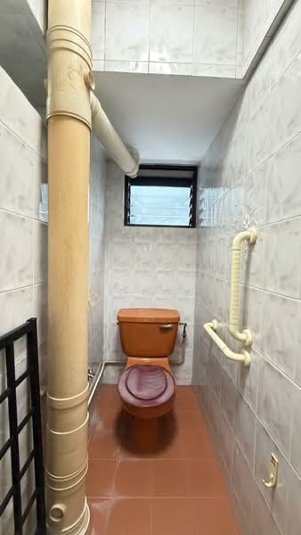 83 Whampoa Drive, 83 Whampoa Drive, 3 Bedrooms, 980 sqft, HDB Flat For Sale, by Patrick Chee, 500178433 - Bathroom - PropertyGuru.com.sg