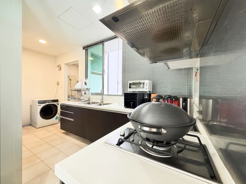 Botannia, 31B West Coast Park, 4 Bedrooms, 1,561 sqft, Condominium For Sale, by Clement Tan, 500178450 - Kitchen - PropertyGuru.com.sg