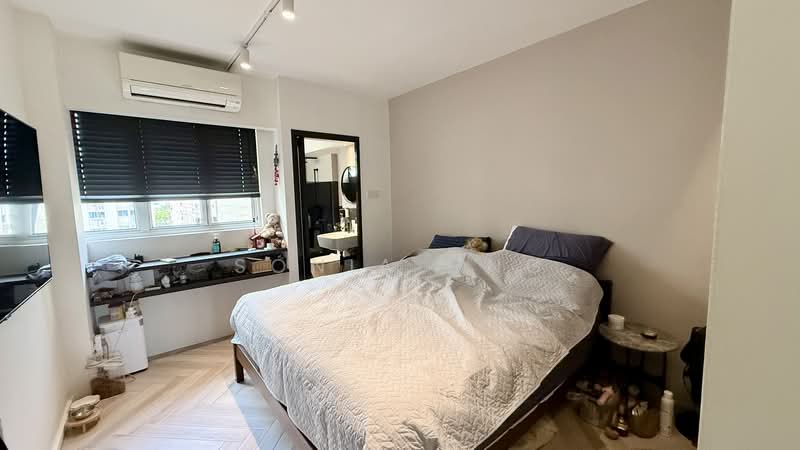 151 Bedok Reservoir Road, 151 Bedok Reservoir Road, 3 Bedrooms, 947 sqft, HDB Flat For Sale, by Sonia Ong, 500178454 - Master Bedroom - PropertyGuru.com.sg