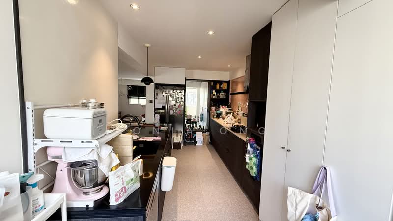 151 Bedok Reservoir Road, 151 Bedok Reservoir Road, 3 Bedrooms, 947 sqft, HDB Flat For Sale, by Sonia Ong, 500178454 - Kitchen - PropertyGuru.com.sg