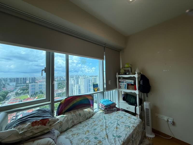 Eight Riversuites, 2 Whampoa East, 3 Bedrooms, 980 sqft, Condominium For Sale, by Lawrence Lee, 500178456 - Bedroom - PropertyGuru.com.sg