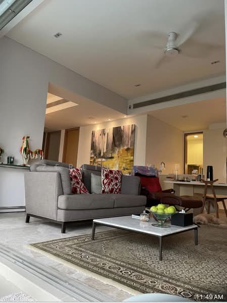 The Laurels @ Cairnhill Road, 38 Cairnhill Road, 3 Bedrooms, 1,313 sqft, Condominium For Sale, by Zerlina Yap, 500178461 - Living Room - PropertyGuru.com.sg