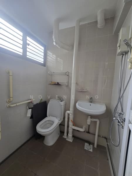 215 Bukit Batok Street 21, 215 Bukit Batok Street 21, 3 Bedrooms, 1,001 sqft, HDB Flat For Sale, by Novene Ng, 500178466 - PropertyGuru.com.sg